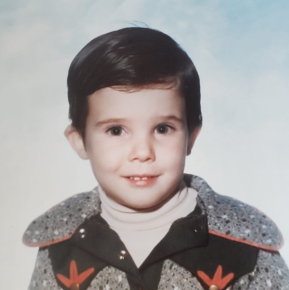 Profile Picture of Benoit Lessard (@benoitlessard05) on Poshmark