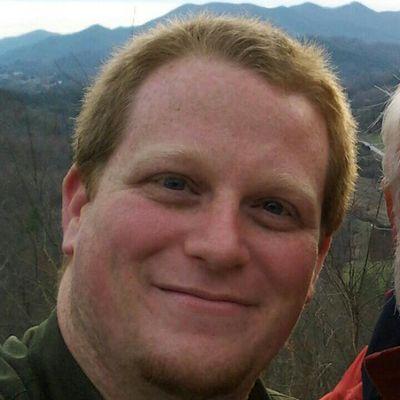 Profile Picture of Adam Drexler (@bigandthered) on Twitter