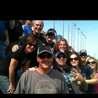 Profile Picture of Brian DeMumbrum (@Dawg0516) on Twitter