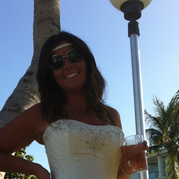 Profile Picture of Jess Conley (@jjthomas03) on Poshmark