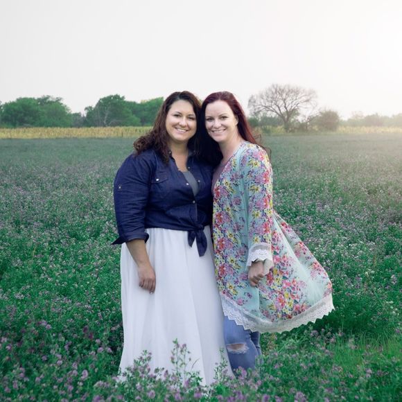 Profile Picture of April Thompson (@athompaon903) on Poshmark