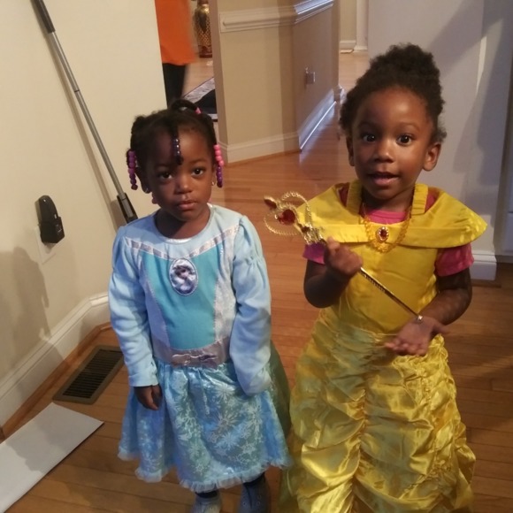 Profile Picture of Cayla Hicks (@caylamhicks) on Poshmark