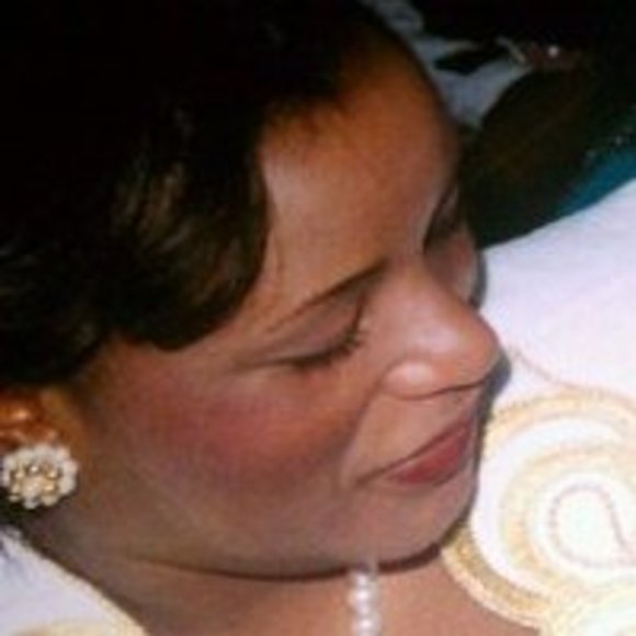 Profile Picture of Darlene Pierre (@mariedarpierre) on Poshmark