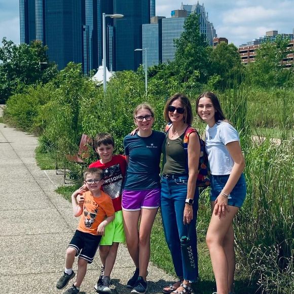 Profile Picture of Angie Lefere (@lefang2) on Poshmark