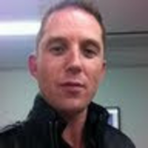 Profile Picture of Brad White (@bradwhite32) on Poshmark