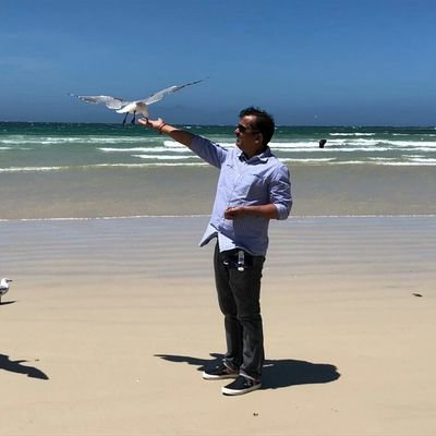 Profile Picture of Avinash Kulkarni (@authoravinash) on Twitter