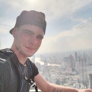 Profile Picture of danii (@danielriesen) on Tiktok