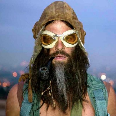 Profile Picture of Stretch (@stretchthemovie) on Twitter