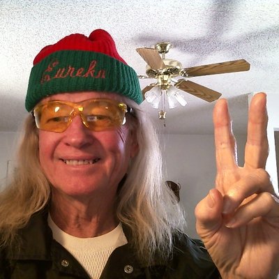 Profile Picture of John L. Burrus (@johnbee_2) on Twitter