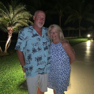 Profile Picture of Lori Gordon (@lorigordon63) on Instagram