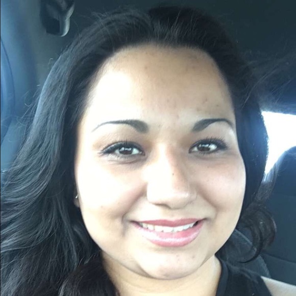Profile Picture of Diana Luchetti (@diana13d) on Poshmark