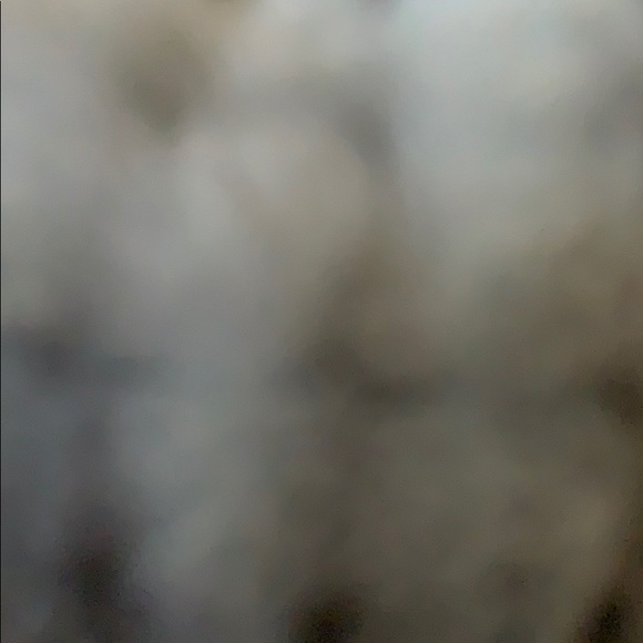 Profile Picture of Julia Street (@juliastreet12) on Poshmark