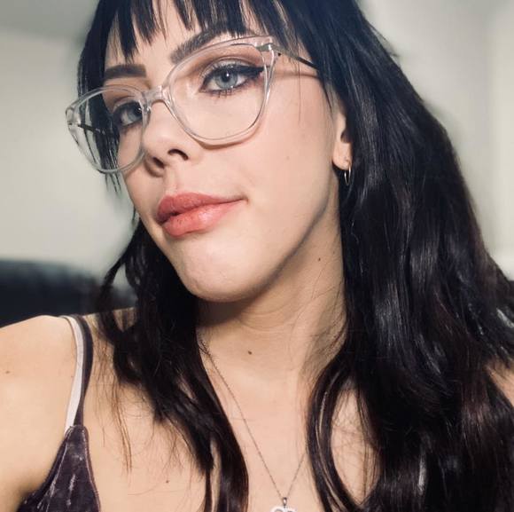 Profile Picture of Alicia Nicklen (@an_monkey) on Poshmark