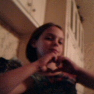 Profile Picture of Taylor Deville (@hiphopangel09) on Twitter