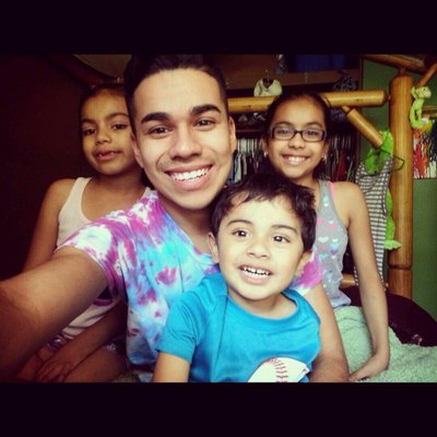 Profile Picture of Adilene Santacruz (@Adilenerules) on Twitter