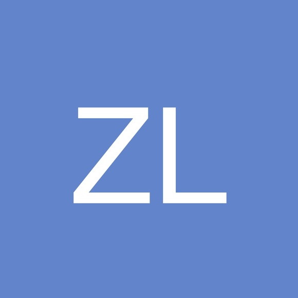 Profile Picture of Zoe Luckart (@zoe_luckart) on Poshmark