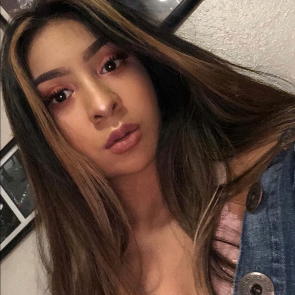 Rad Nancy - Poshmark Profile Picture of Rad Nancy (@radnancy) on Poshmark