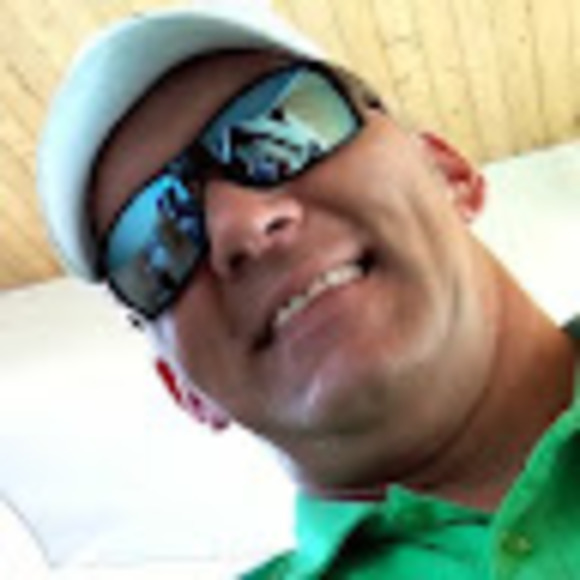 Profile Picture of Michael Mc guire (@mechanicalmikey) on Poshmark