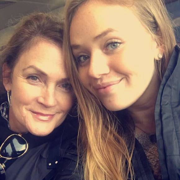 Profile Picture of Dylan Hardy (@dylanhardy) on Poshmark