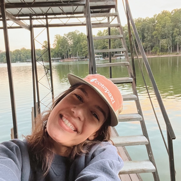 Profile Picture of Alexandria Harward (@alexandria_ah) on Poshmark