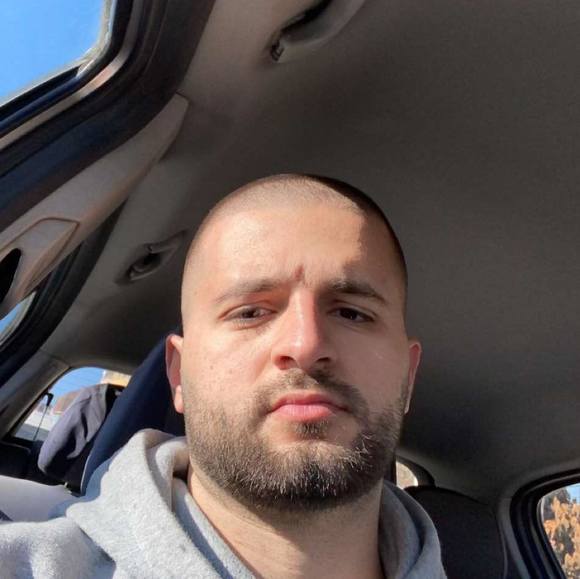 Profile Picture of Betim Pushkolli (@betimpushkolli) on Poshmark