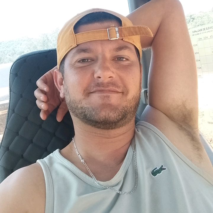Profile Picture of Alisson Bortoli (@alisson.bortoli) on Tiktok
