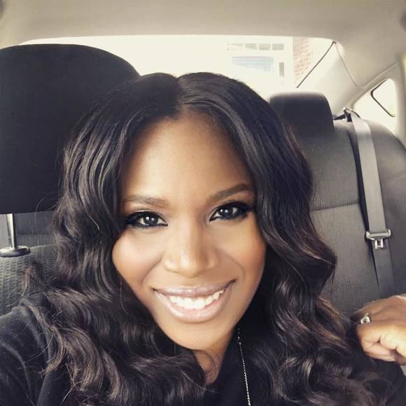 Profile Picture of Nitcha Louis (@nitchalouis) on Poshmark