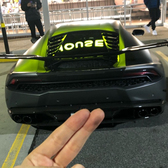 Profile Picture of Nicholas Kim (@nicksfastmail) on Poshmark