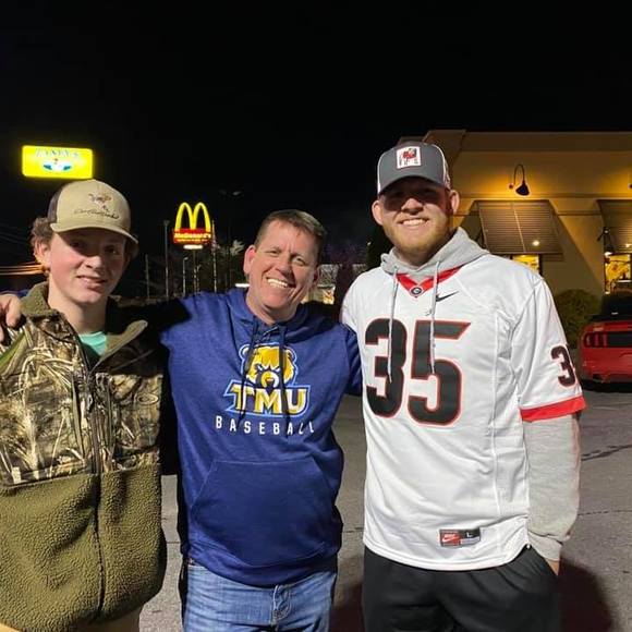 Profile Picture of Mitchell Loewnau (@mitchellloewnau) on Poshmark