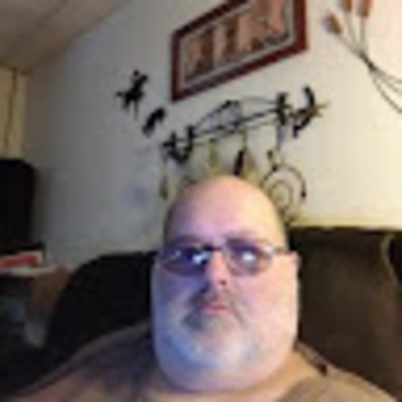 Profile Picture of David Bielefeldt (@redram911) on Poshmark