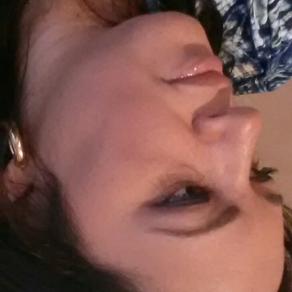 Profile Picture of Lucia Silva (@luciatx) on Poshmark