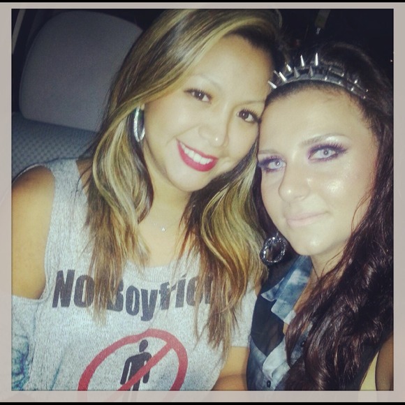 Profile Picture of Karla Guaranda (@mizzlala) on Poshmark