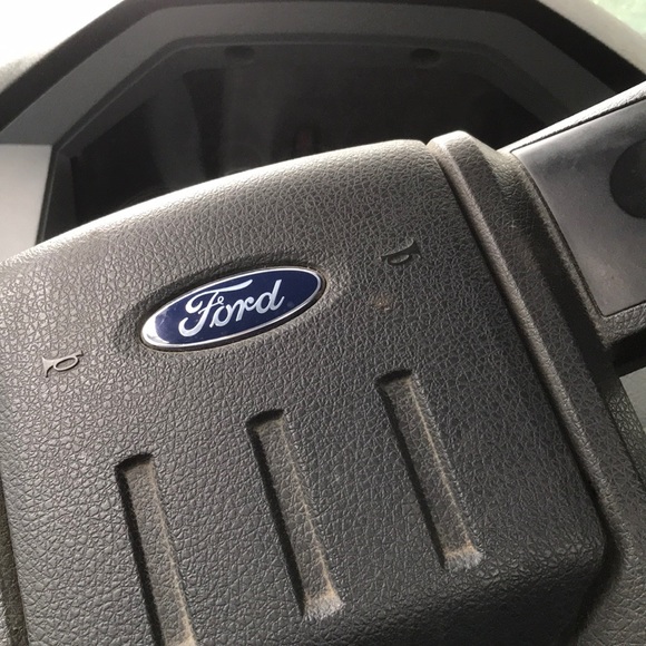 Profile Picture of Martin Cisneros (@martin_cisneros) on Poshmark