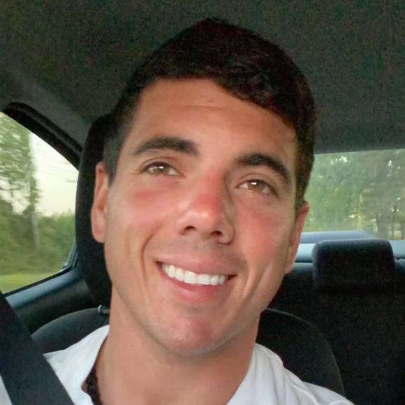 Profile Picture of James Willis (@willis_j) on Poshmark