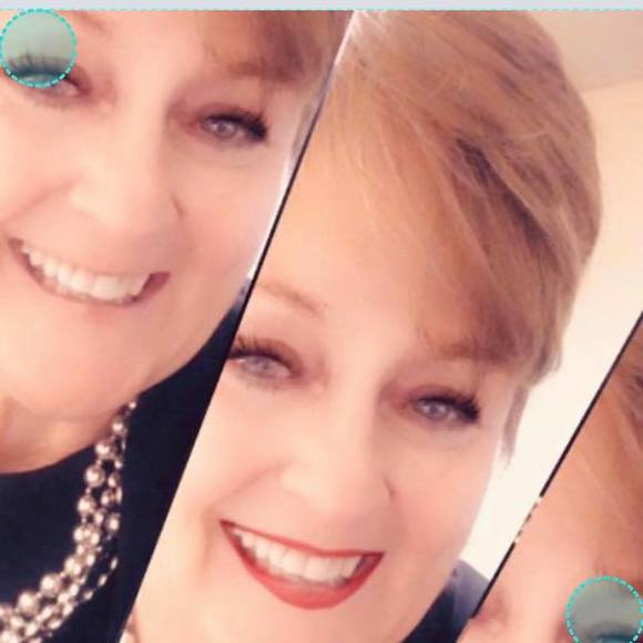 Profile Picture of Denise Picciotti (@denise1113) on Poshmark