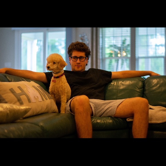 Profile Picture of Alex Flynn (@alexflynn92) on Poshmark