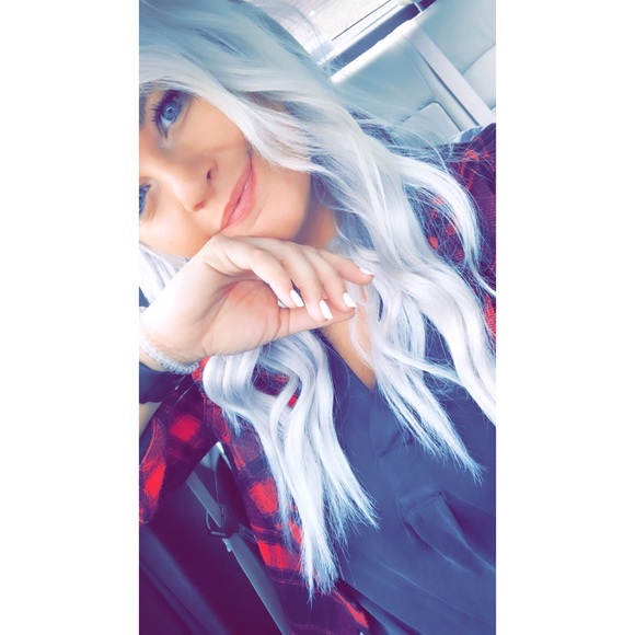 Profile Picture of Karson Gragert (@ksiz10) on Poshmark