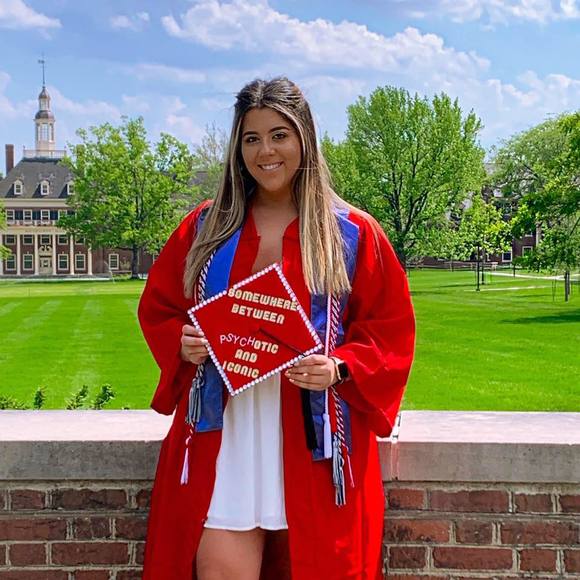 Profile Picture of Isabelle Weber (@isabelle16weber) on Poshmark