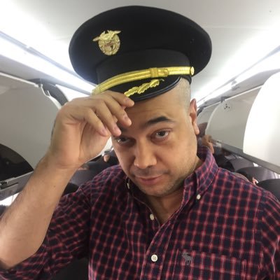 Profile Picture of Alexander Chang (@ChangdeChina) on Twitter