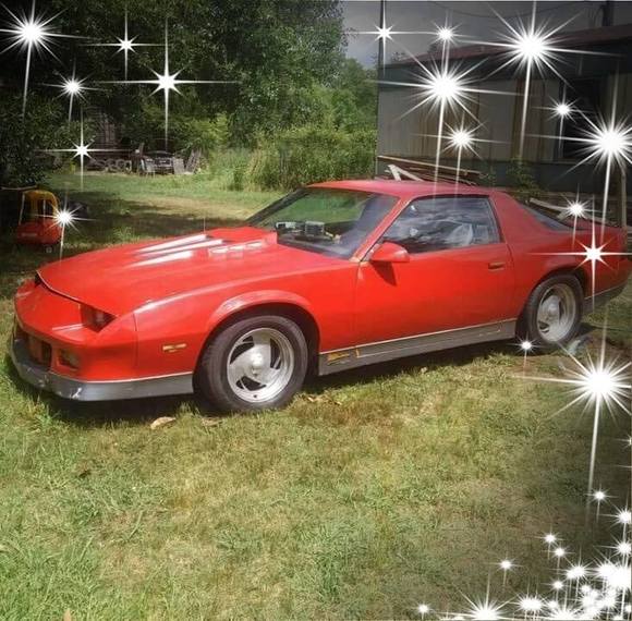 Profile Picture of Michael Gilmore (@gilmorem490) on Poshmark