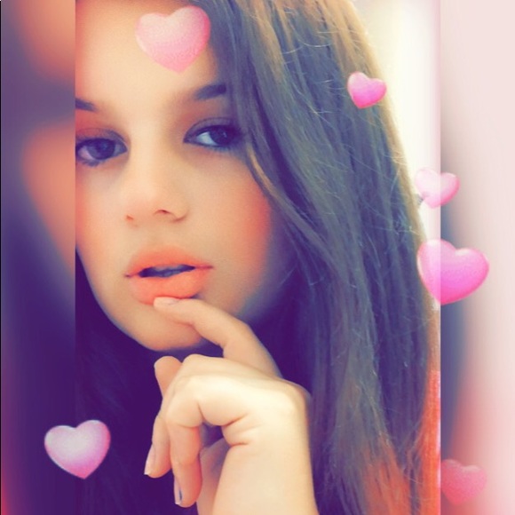 Profile Picture of Jordan Bowker (@jordan_bowker) on Poshmark