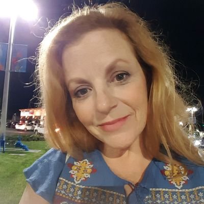 Profile Picture of Karen E Wright (@GingerHeadedGal) on Twitter