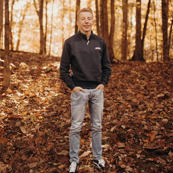 Profile Picture of Clay Richardson (@clayo1204) on Poshmark