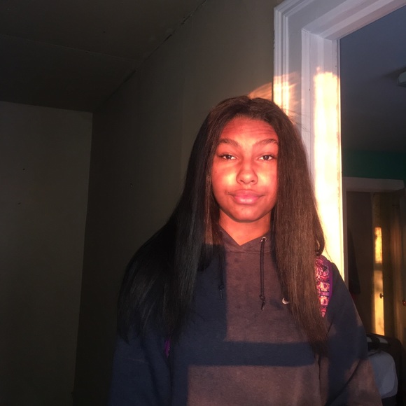 Profile Picture of Naveyah Macchia (@nmacchia) on Poshmark