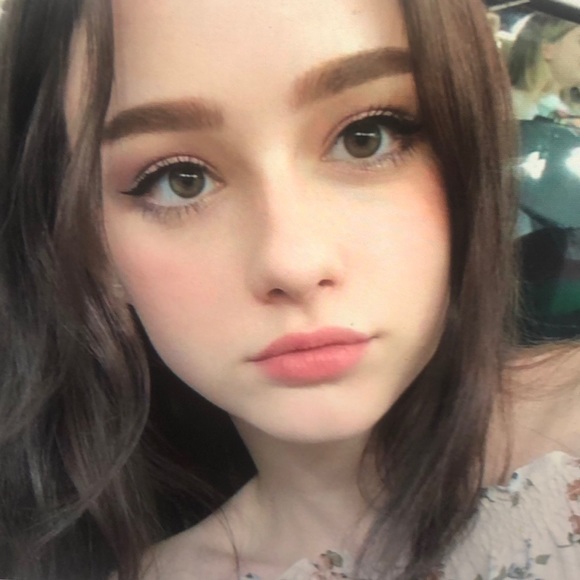Profile Picture of Ernest Palmer (@xghtvyxcp) on Poshmark