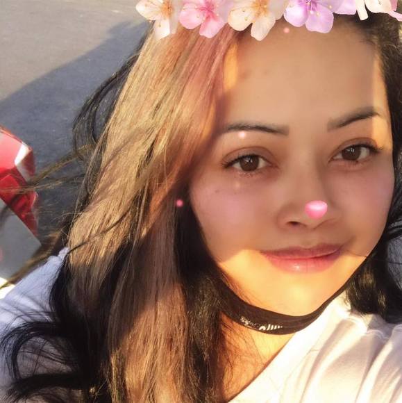 Profile Picture of Lucia Fuentes (@luciafuentes862) on Poshmark