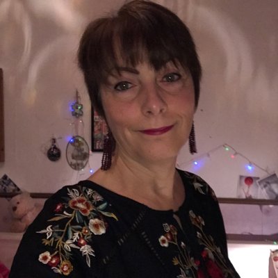 Profile Picture of Deborah Foley (@deborahfoley17) on Twitter