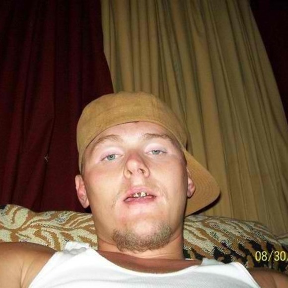 Bobby Waters - Poshmark Profile Picture of Bobby Waters (@bwarees) on Poshmark