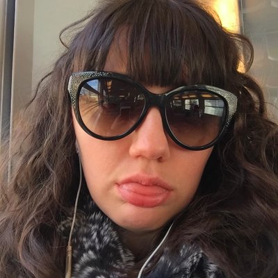 Profile Picture of Mary Kate Miller (@MKnotfunny) on Twitter