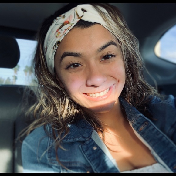 Profile Picture of Alice Juarez (@aliceokonma) on Poshmark